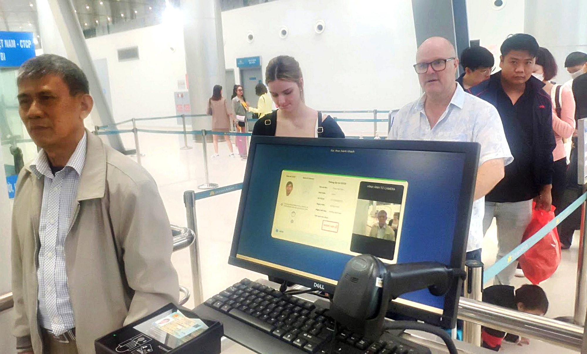 Vietnam taking steps to install facial recognition at airports