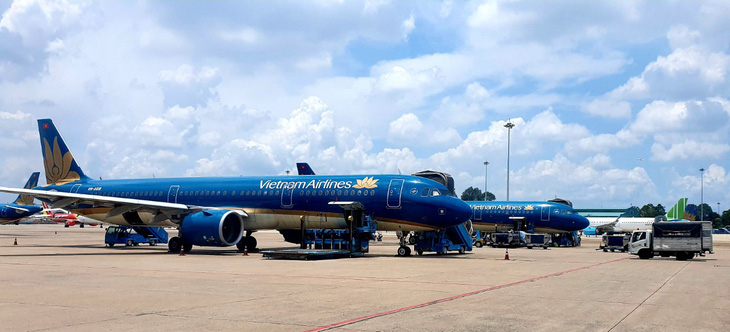 Vietnamese carriers gear up to resume air service to China