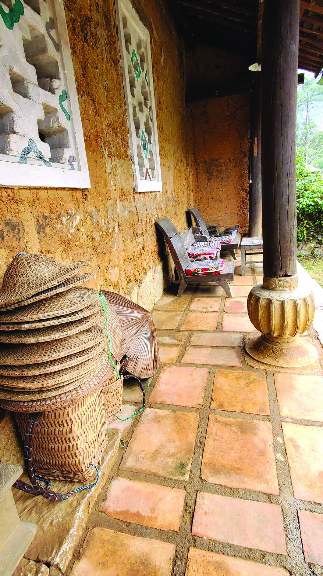 The architectural style of the Chung Pua homestay, converted from a 130-year-old house, is mostly kept intact. Photo:  Khanh Phuong / Tuoi Tre