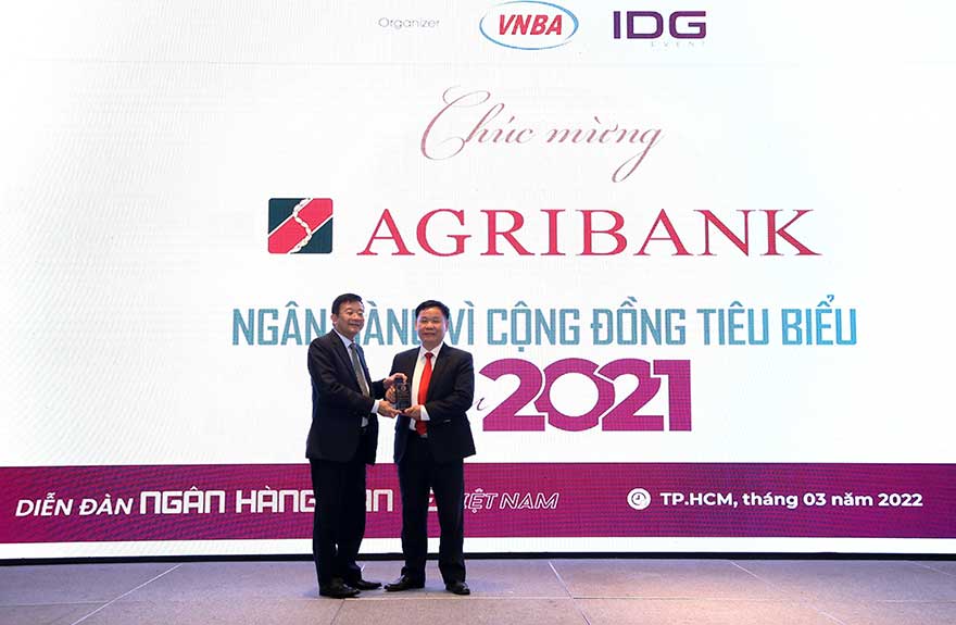 Agribank was honored as a bank for the community in 2021.