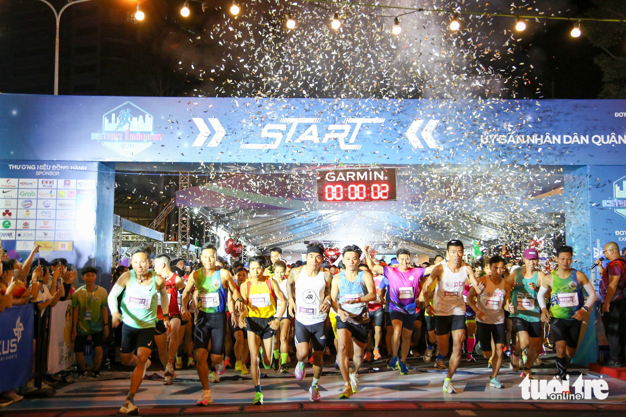 Over 4,000 take part in midnight run in downtown Ho Chi Minh City