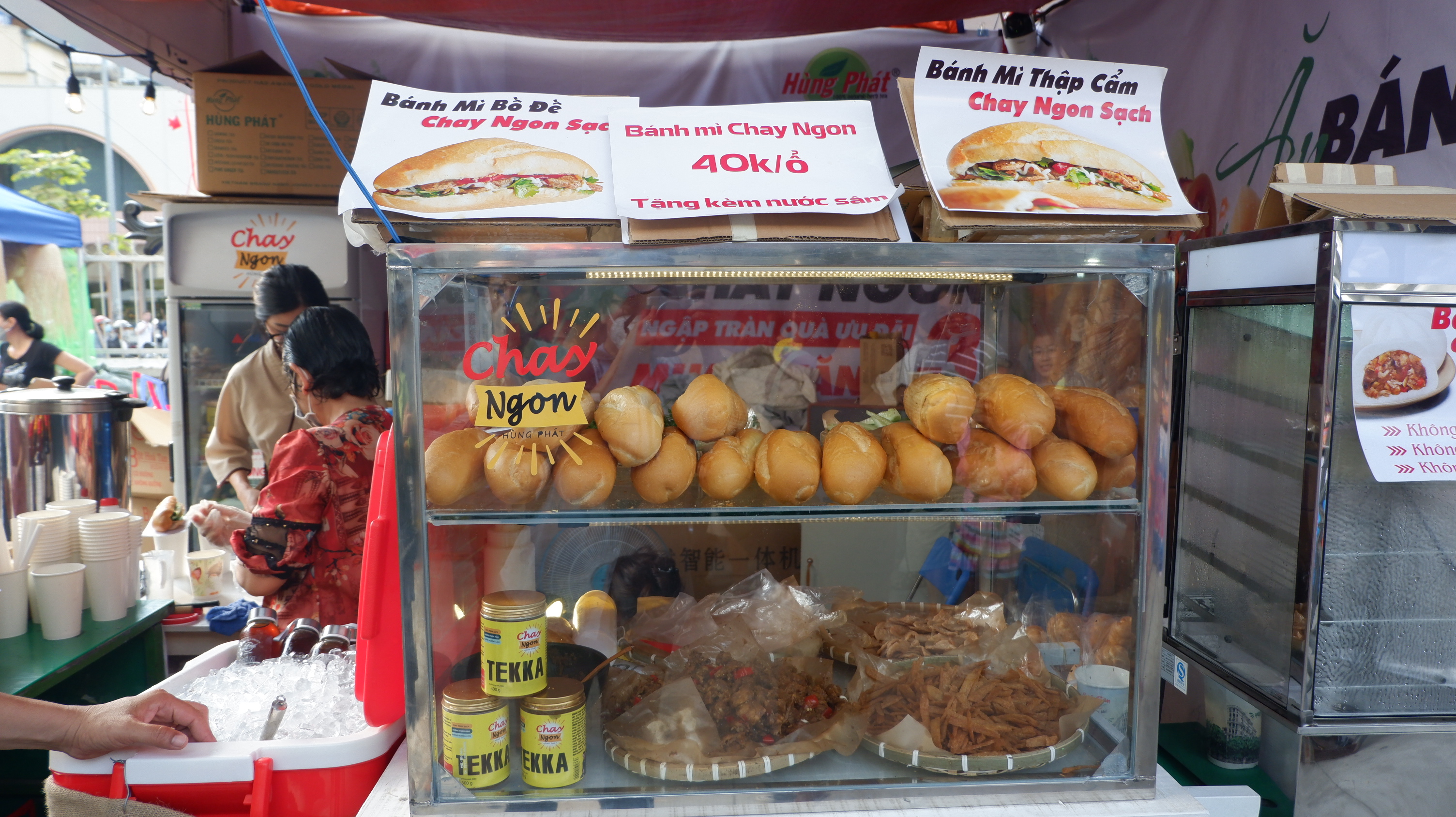 Vegan banh mi is sold at Banh Mi Festival in Ho Chi Minh City on April 1, 2023. Photo: Dong Nguyen / Tuoi Tre News