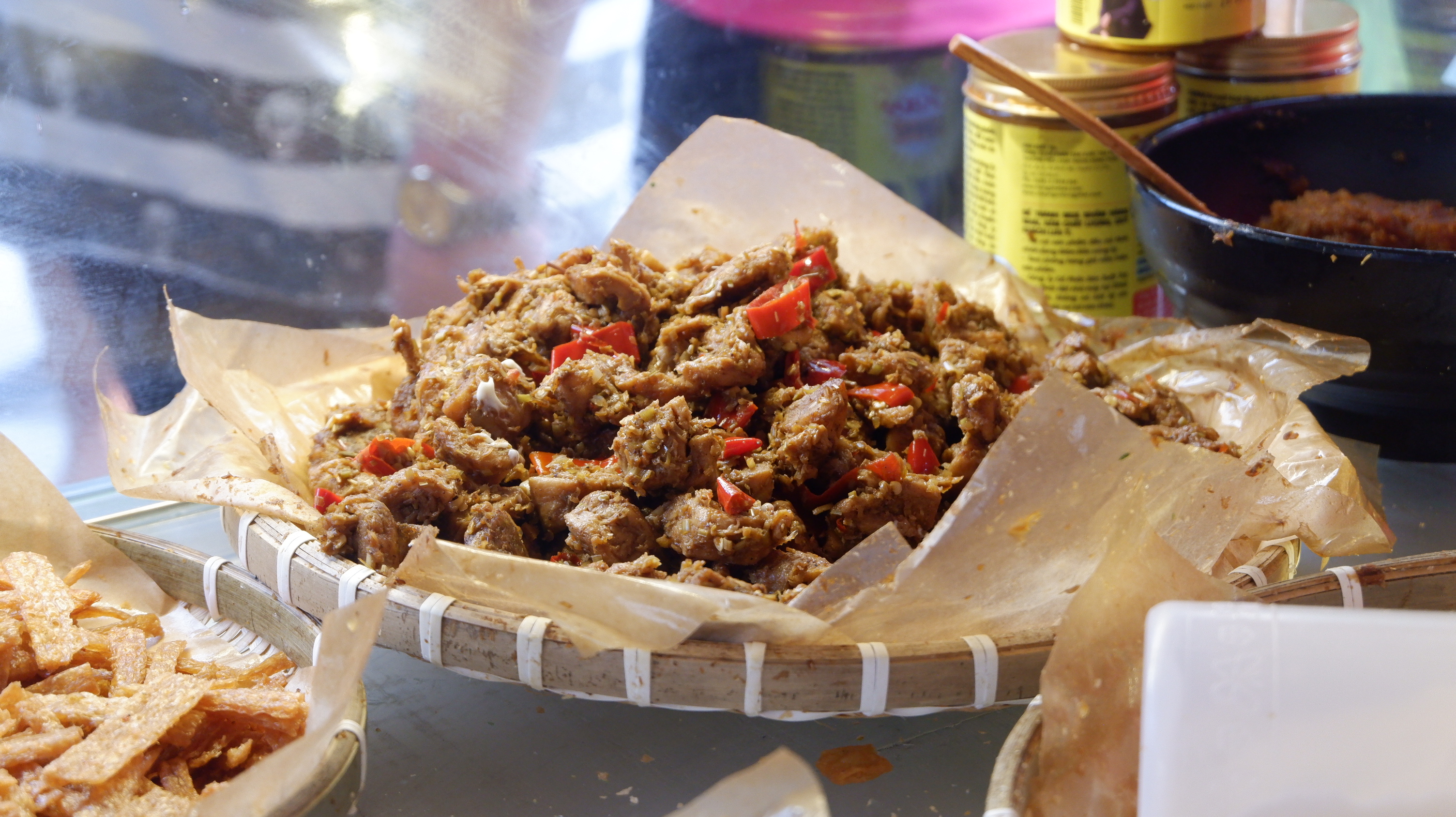 Seitan, cooked in a unique recipe, is used as a type of filling for vegan banh mi at the booth. Photo: Dong Nguyen / Tuoi Tre News