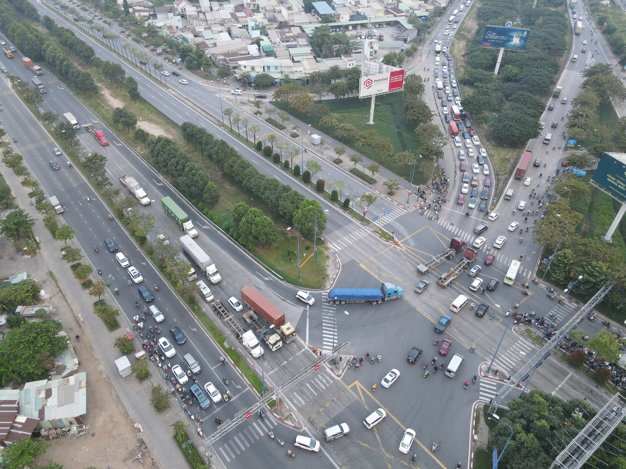 A birds-eye view of the An Phu Interchange in Thu Duc City, Ho Chi Minh City. Photo: Le Phan / Tuoi Tre