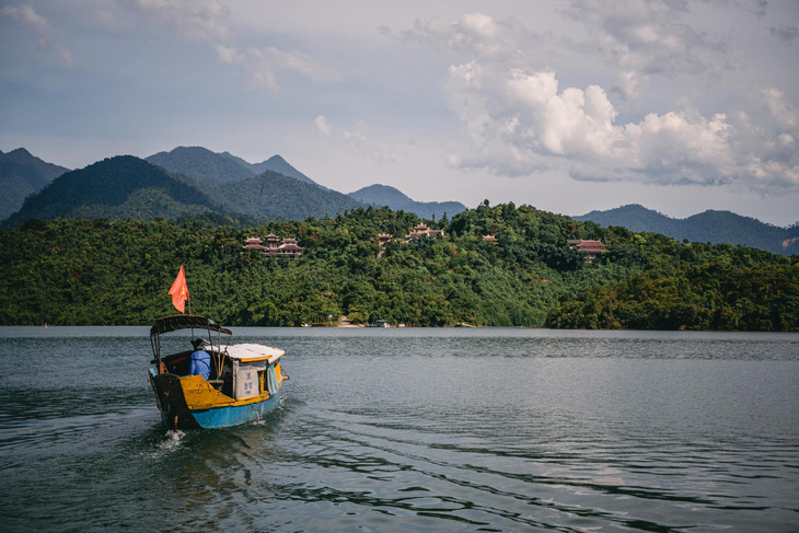 Truoi Lake in Thua Thien-Hue Province, central Vietnam. Photo: Bao Khanh / Tuoi Tre