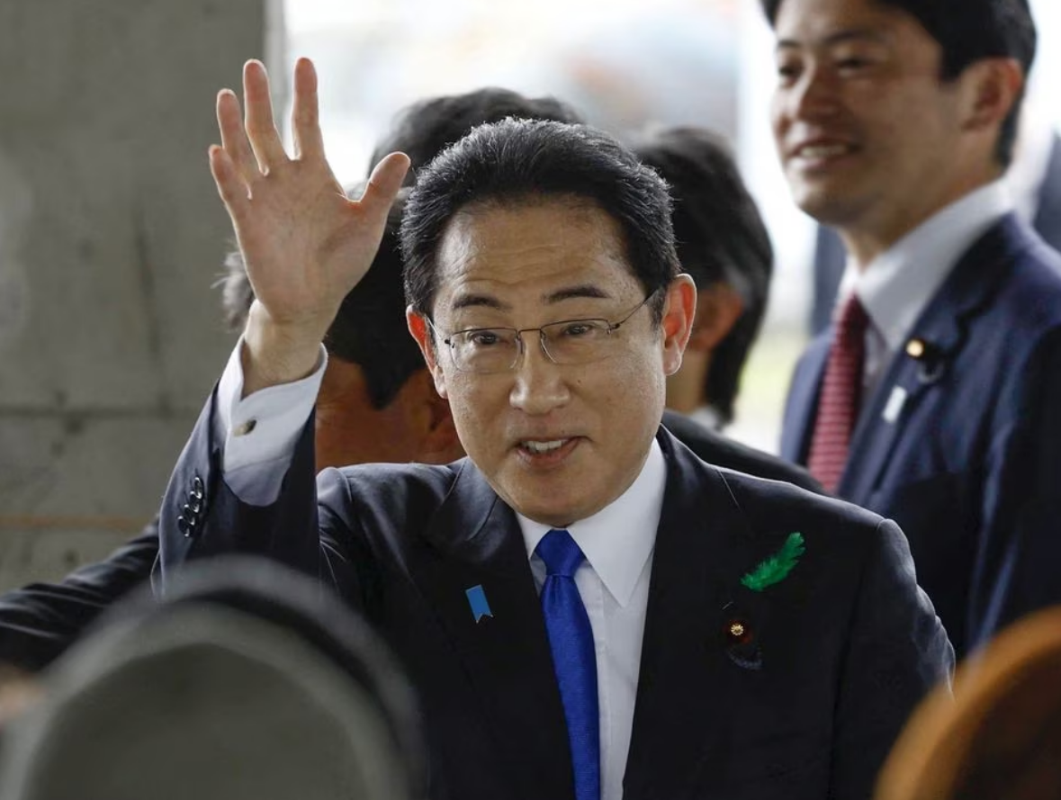Japanese Prime Minister Fumio Kishida attends his outdoor speech at Saikazaki fishing port in Wakayama,Wakayama Prefecture, south-western Japan April 15, 2023, in this photo released by Kyodo. Photo: Reuters