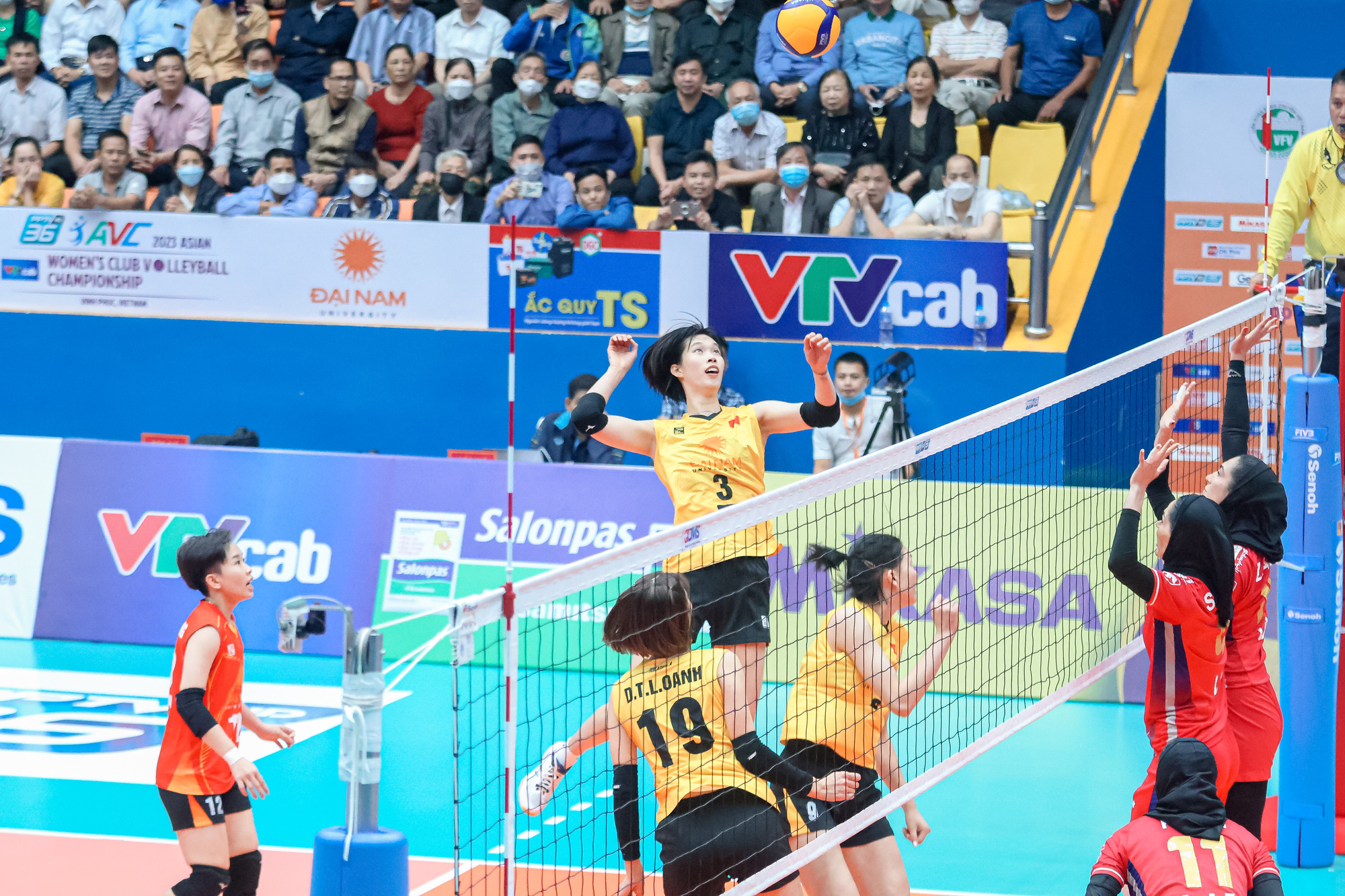 Vietnam kicks off 2023 Asian Women’s Club Volleyball Championship with