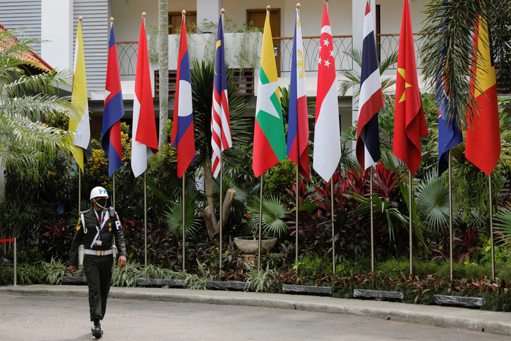 The national flag of Timor Leste (1st, R) is hung alongside the ASEAN flag and other nations’ national flags at a venue where the 42nd ASEAN Summit is held. Photo: Reuters