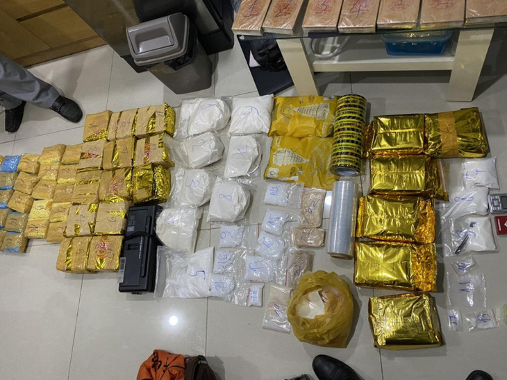 Police seize many bags of drugs. Photo: Supplied by police
