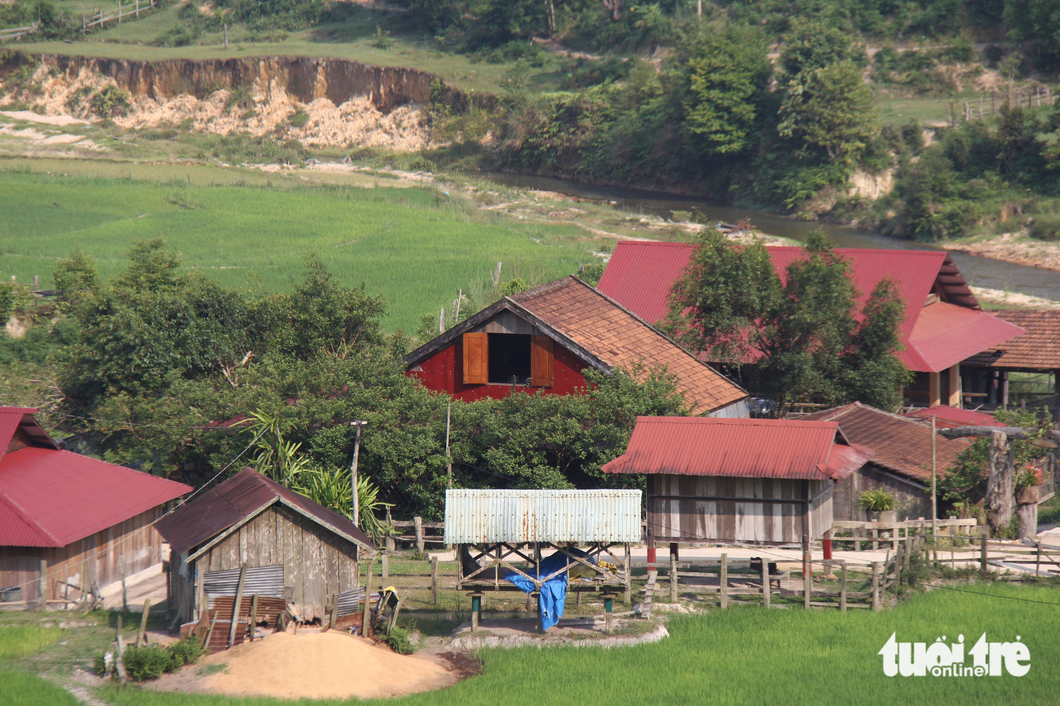 Some 15 houses in the village are converted into homestays for tourists. Photo: Dinh Cuong / Tuoi Tre