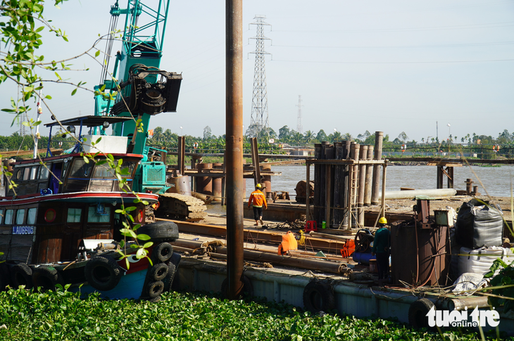 Rach Mieu 2 bridge project in southern Vietnam sees cost overruns, delays