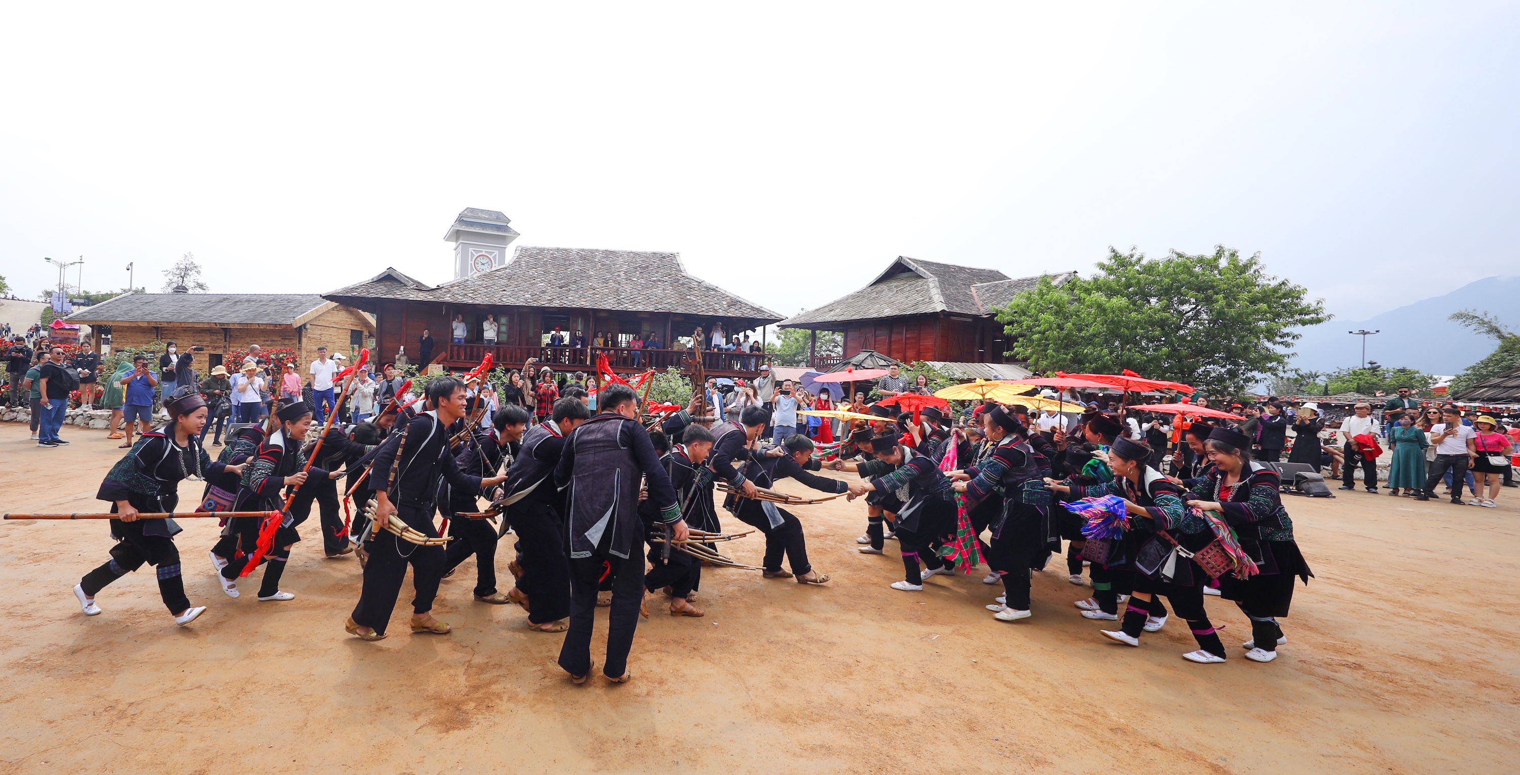 A bride-kidnapping performance of H'mong culture