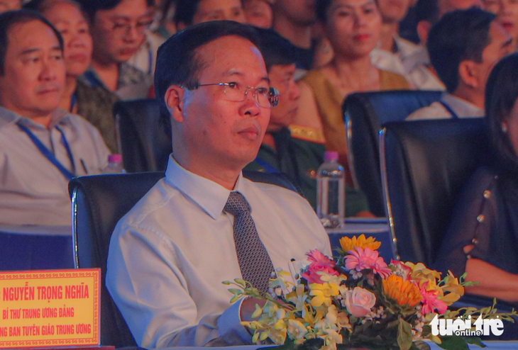 Vietnamese State President Vo Van Thuong attends the launch ceremony of the Grape –Wine Festival in Ninh Thuan Province on June 15, 2023. Photo: Duy Ngoc / Tuoi Tre
