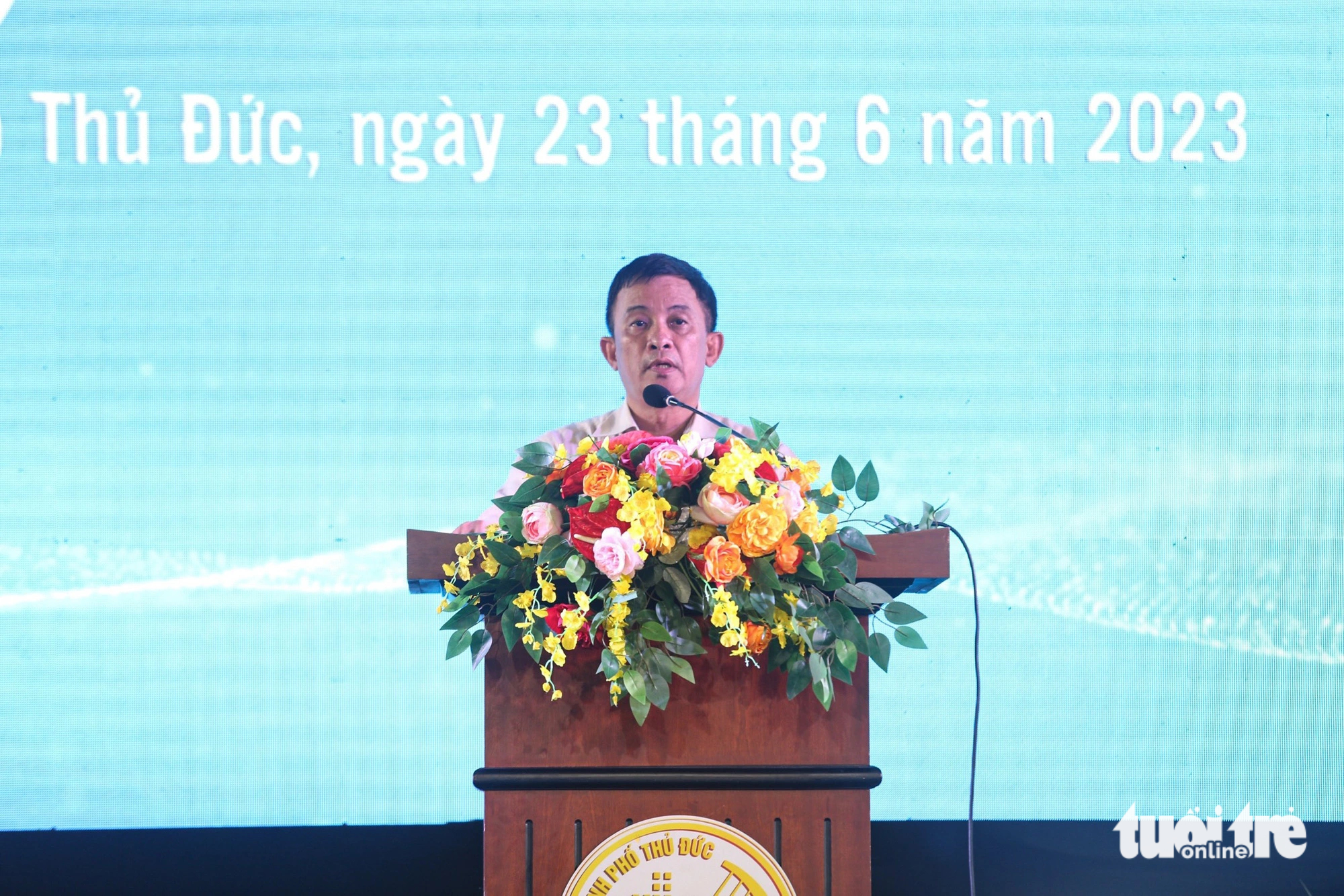 Nguyen Ky Phung, vice-chairman of the Thu Duc administration, speaks at the launch ceremony of the fashion street in Ho Chi Minh City’s Thu Duc City on June 23, 2023.