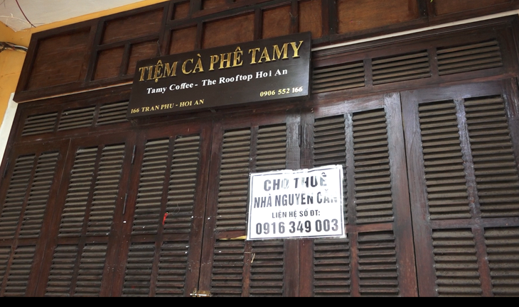 An ancient house in Hoi An City, Quang Nam Province is put up for lease after the COVID-19 pandemic. Photo: B.D. / Tuoi Tre