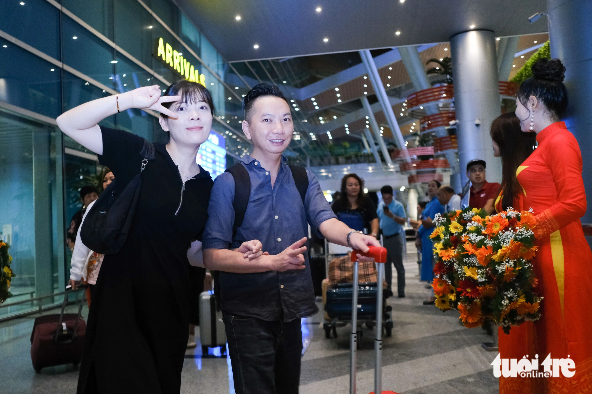 Tourists from Guangzhou, China are excited to return to Da Nang. Photo: Tan Luc / Tuoi Tre