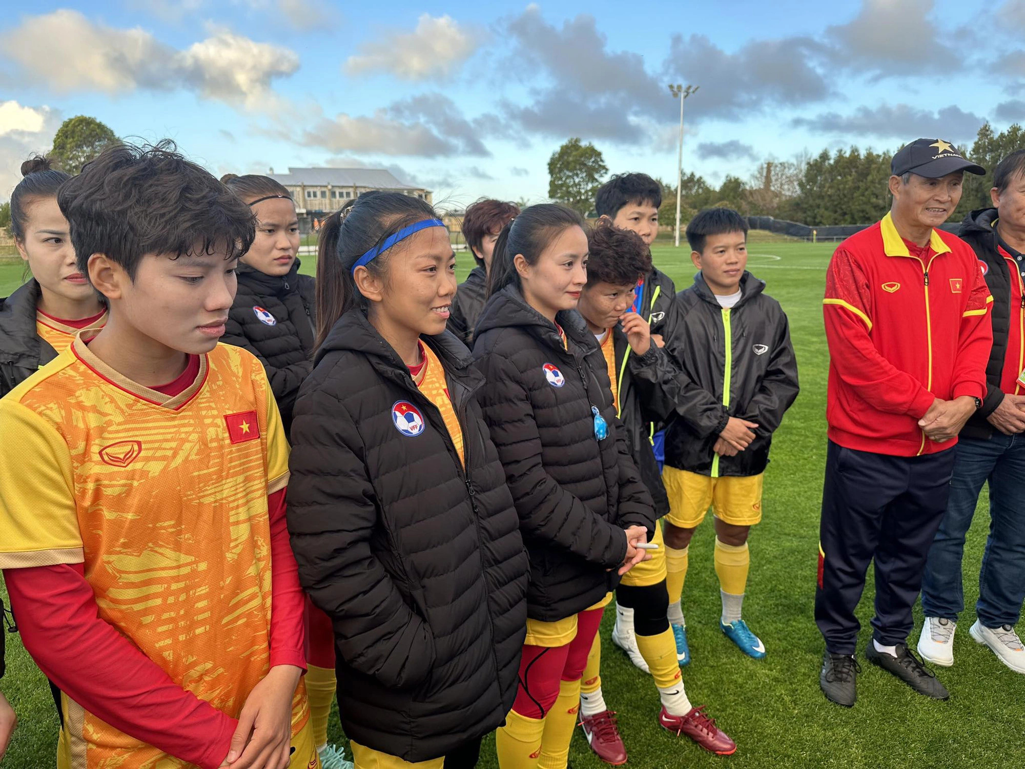 The Vietnamese women’s national football team was confirmed safe following a fatal shooting in Auckland, New Zealand on July 20, 2023. Photo: Trung Nghia / Tuoi Tre