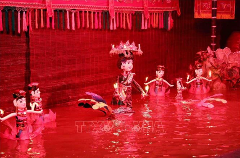 A water puppet matinee. Photo: Vietnam News Agency