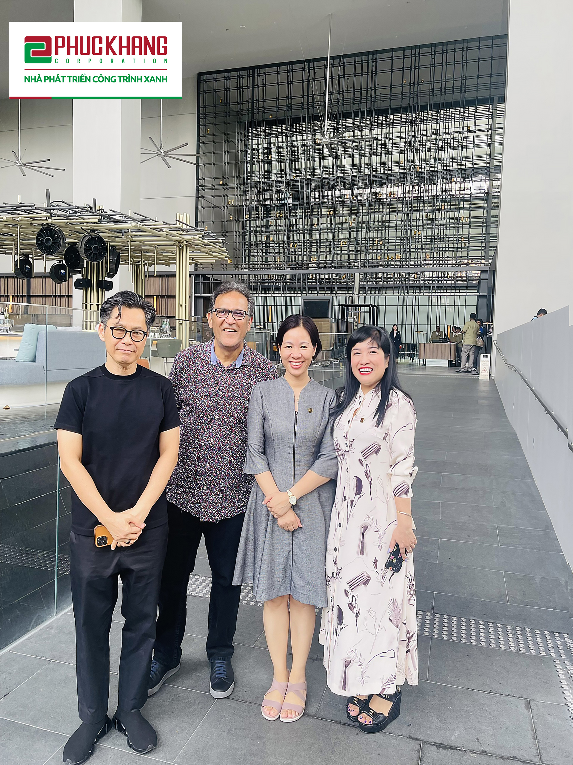 CEO Luu Thi Thanh Mau (R, 1st) visited and worked with architect Mon Summ (L, 1st), Co-founding Director at WOHA and Associate Professor, Dr. Nirmal Kishnani (L, 2nd), former Head of the School of Design and Environment at National University of Singapore.