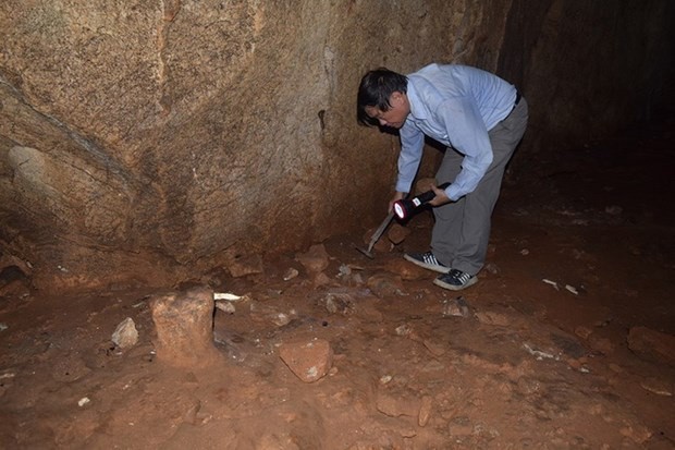 Nearly 200 artifacts dating back 8,000-10,000 years unearthed in northern  Vietnam | Tuoi Tre News