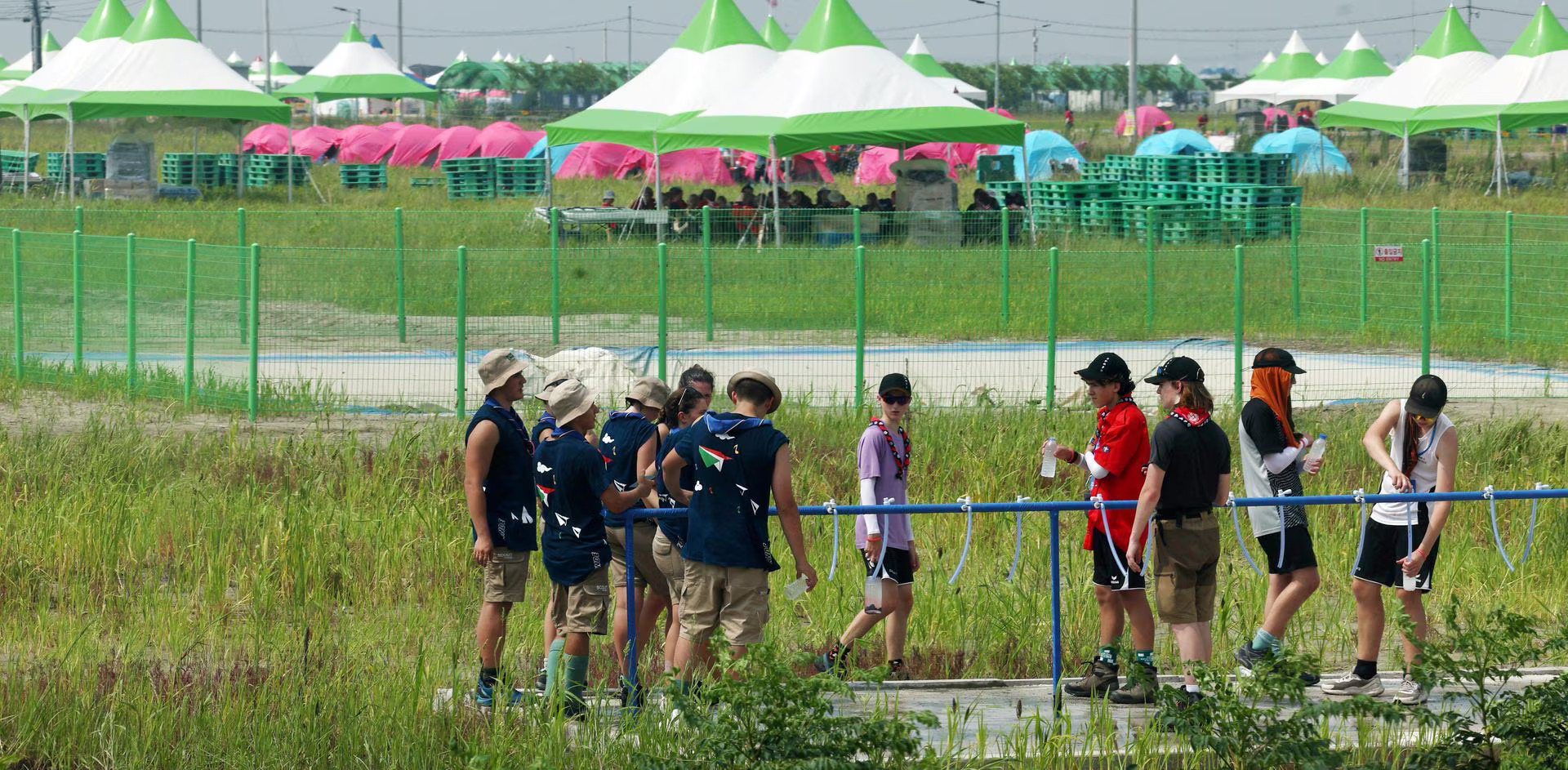 Participants for the 25th World Scout Jamboree gather at a water supply zone of a camping site in Buan, South Korea, August 1, 2023. Photo: Reuters