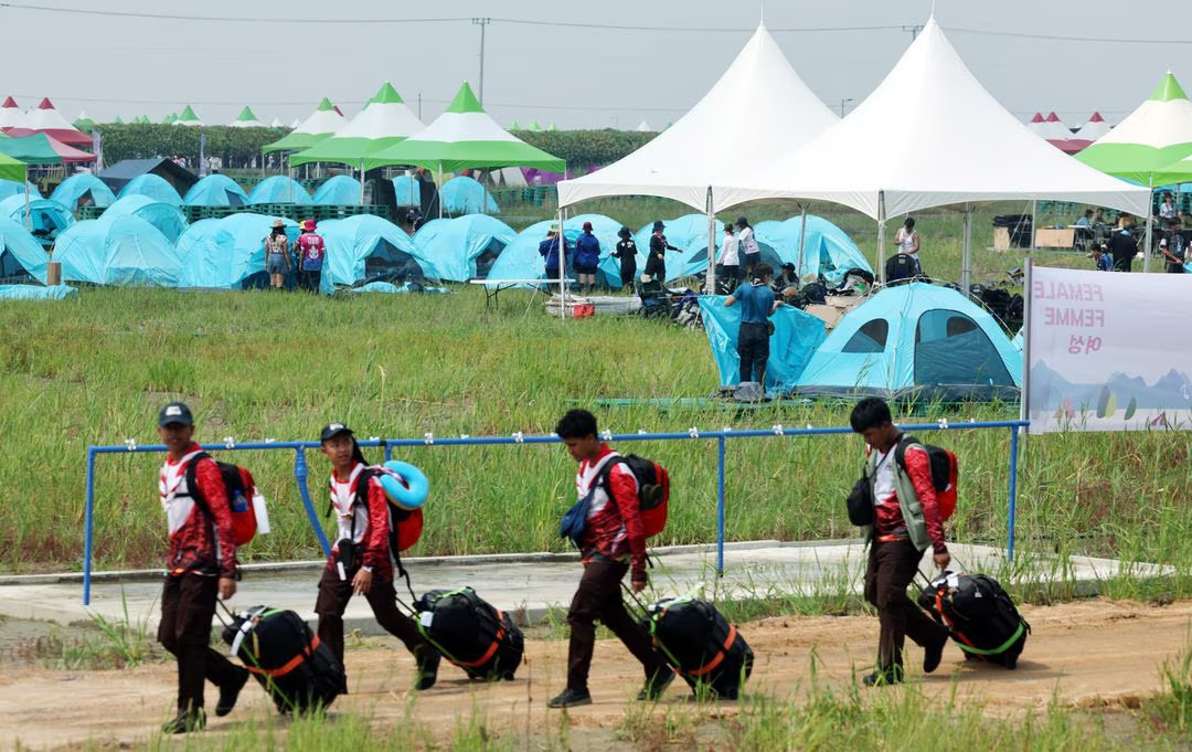 Participants for the 25th World Scout Jamboree arrive at a camping site in Buan, South Korea, August 1, 2023. Photo: Reuters