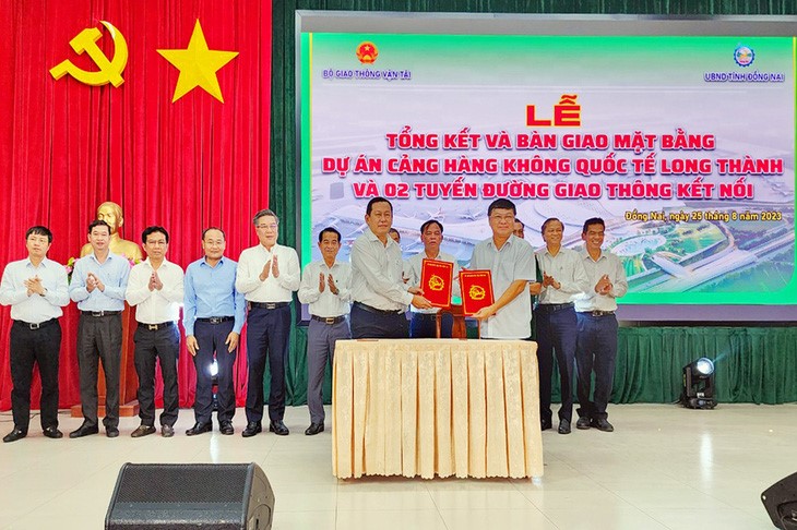 Entire cleared site handed over for 1st phase of Long Thanh airport project in southern Vietnam