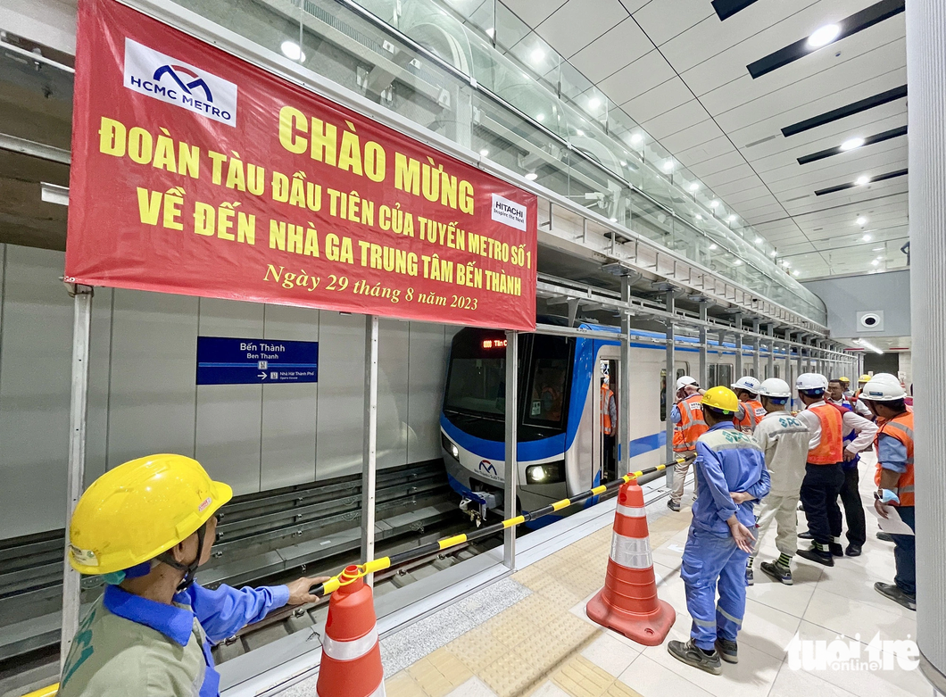 A train on the first metro line in Ho Chi Minh City at the Ben Thanh Station in District 1. Photo: Chau Tuan / Tuoi Tre