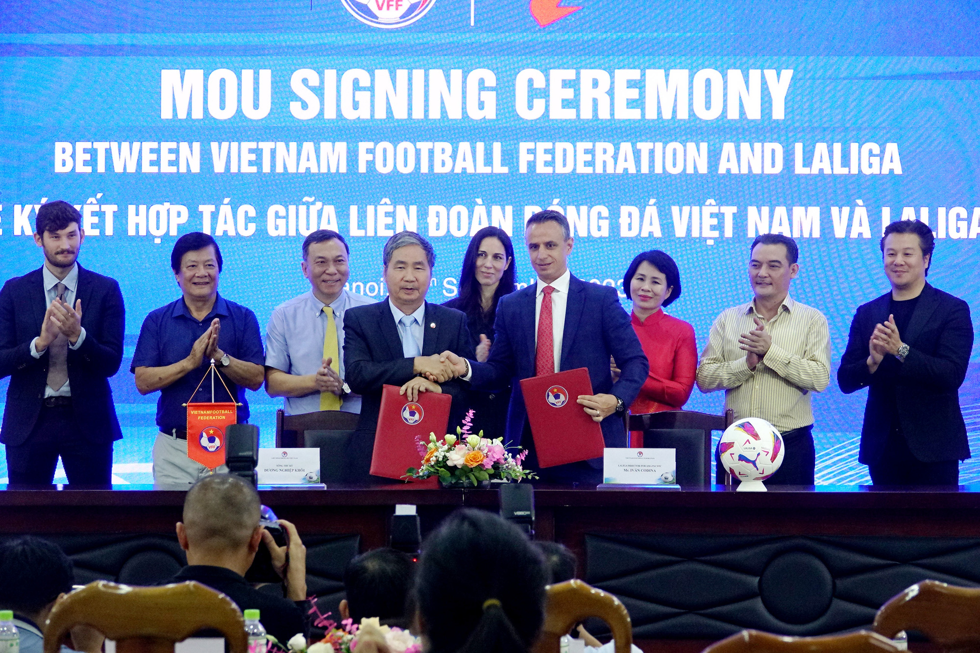 Vietnam Football Federation to cooperate with LaLiga to train coaches, players