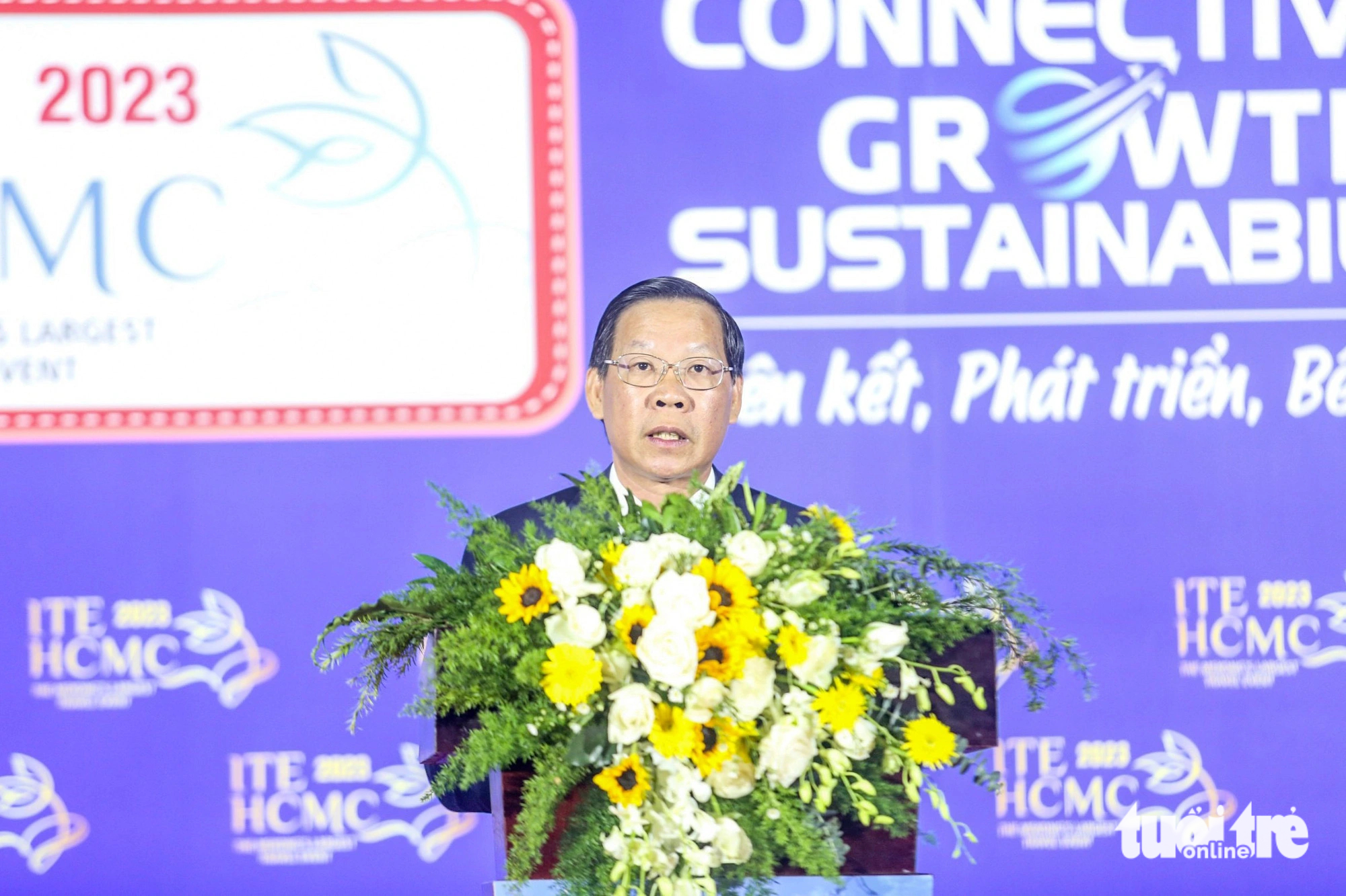 Chairman of the Ho Chi Minh City People’s Committee Phan Van Mai delivers a speech at the 17th International Travel Expo Ho Chi Minh City, September 7, 2023. Photo: Phuong Quyen / Tuoi Tre