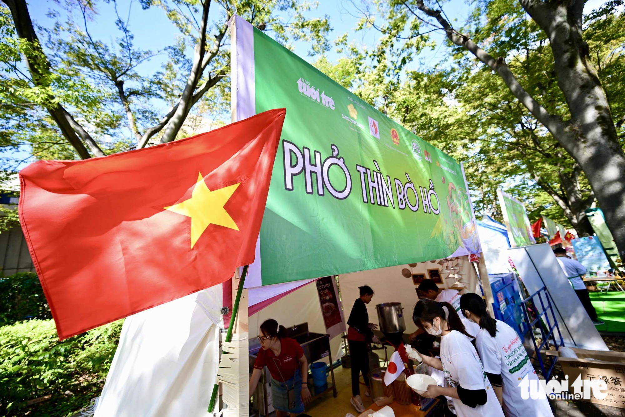 A booth of Pho Thin Bo Ho at the Vietnam Pho Festival 2023 at Yoyogi Park in Tokyo on October 7, 2023. Photo: Quang Dinh / Tuoi Tre