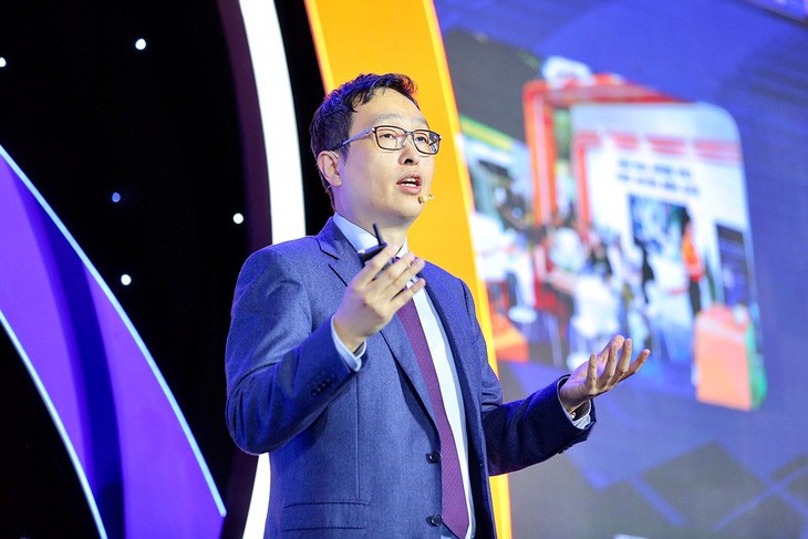 Gijae Seong, head of Amazon Global Selling Vietnam, advises Vietnam to build global brands on cross-border e-commerce platforms this year. Photo: T.Ha / Tuoi Tre