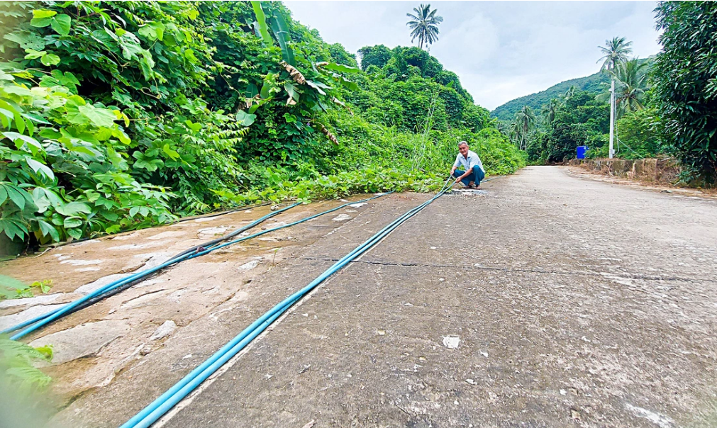 The pipelines to lead water to Lai Son Commune, Kien Hai District, Kien Giang Province